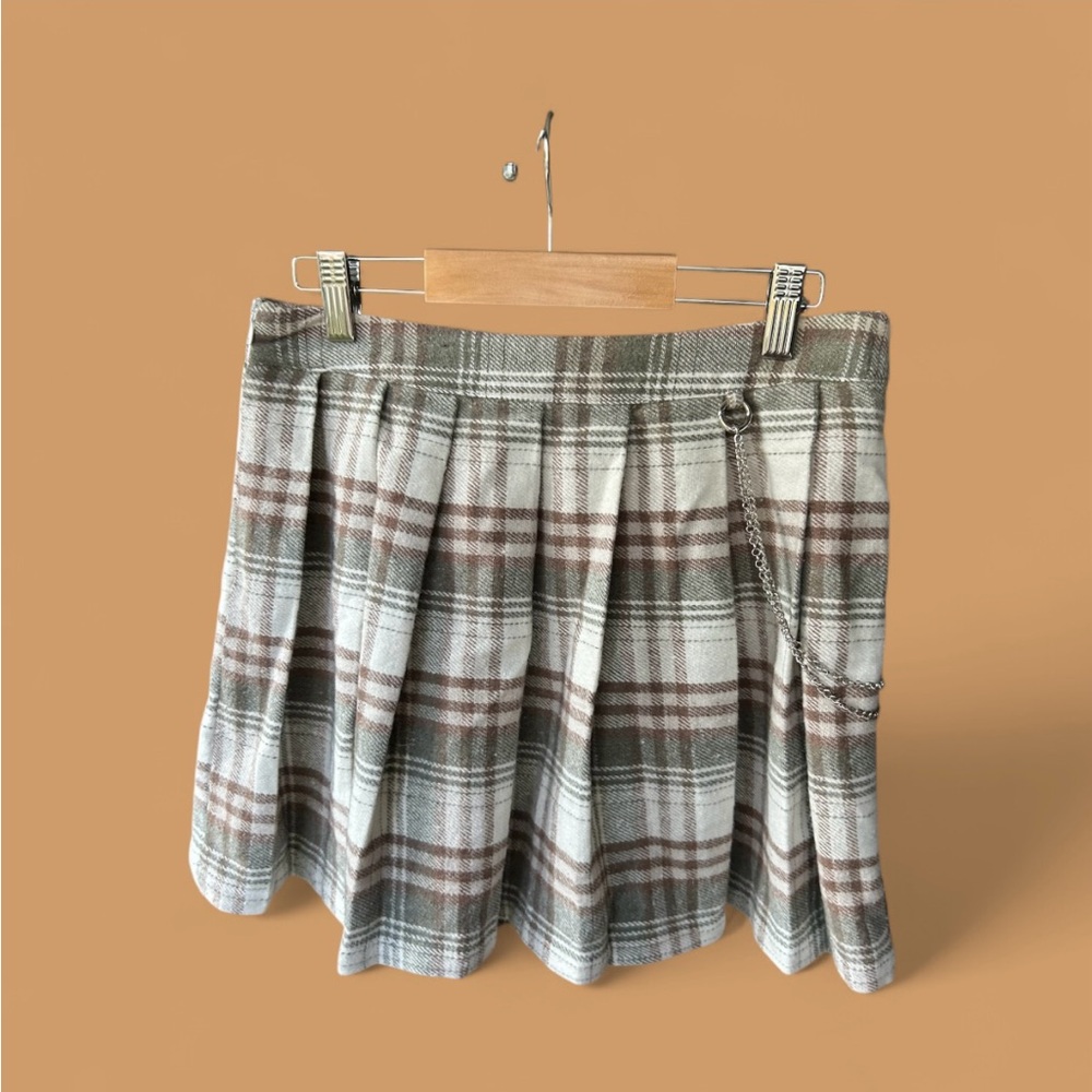 Forever 21 pleated skirt